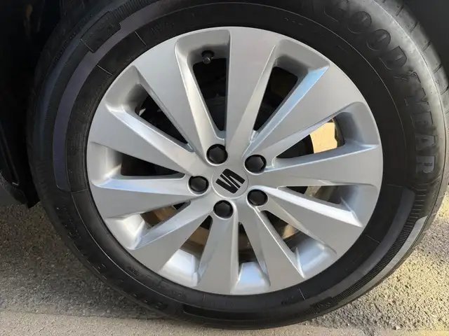 SEAT Arona view 13