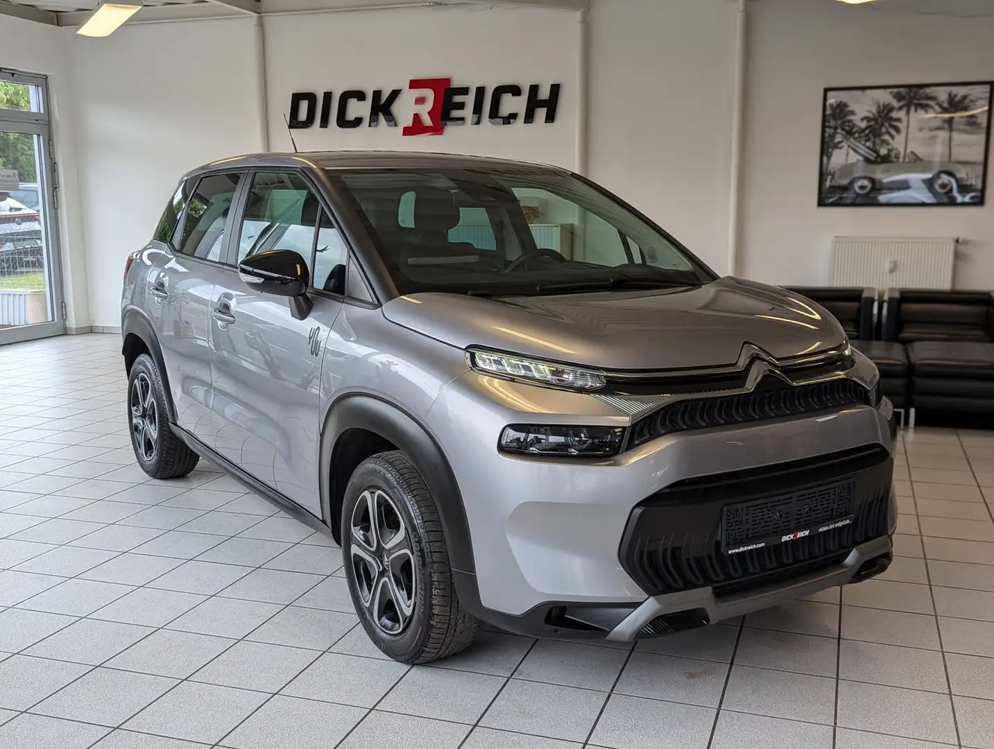 Citroen C3 Aircross 1.2e-THP Live Aircross PureTech PDC Blauw - 1