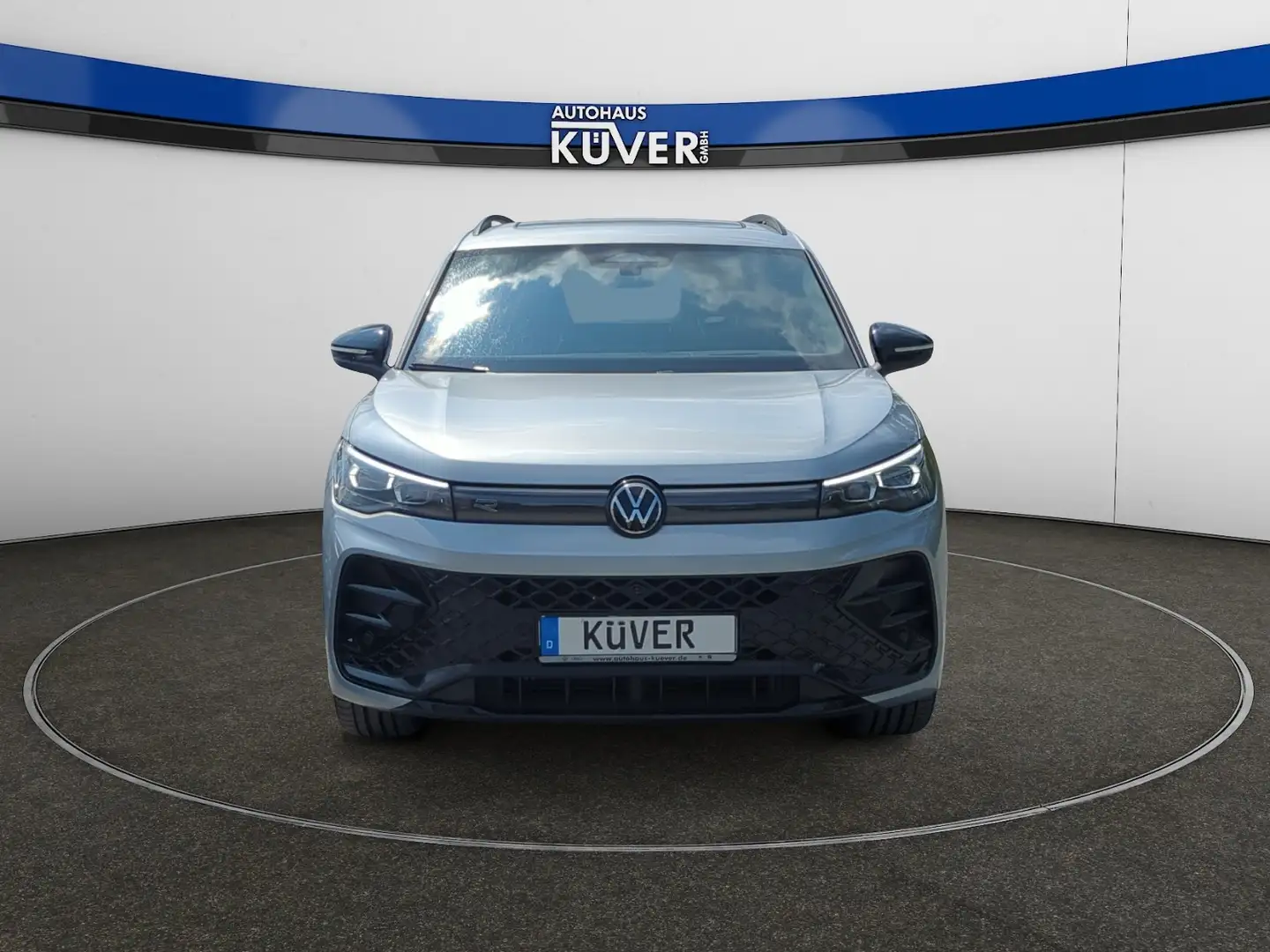 Volkswagen Tiguan R-Line 2,0 TDI DSG 4M+Navi+Pano+ACC+AHK Silber - 2