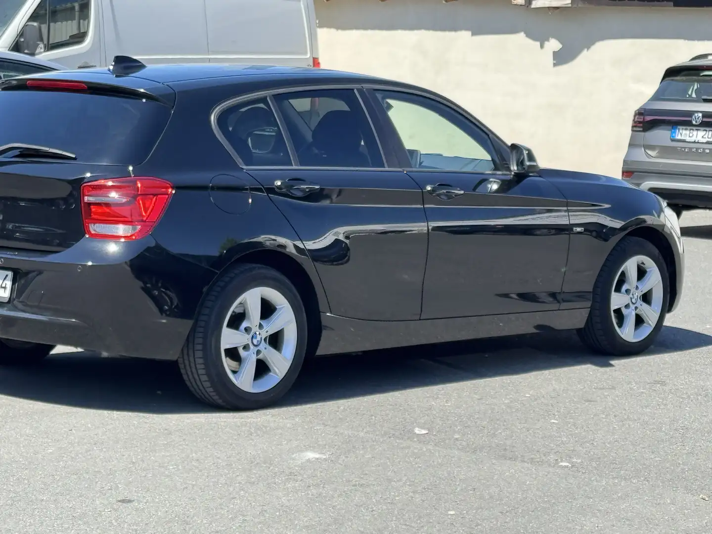 BMW 116 116 d Schwarz - 1