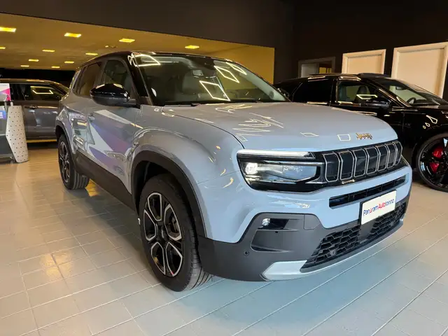 Jeep Avenger view 7