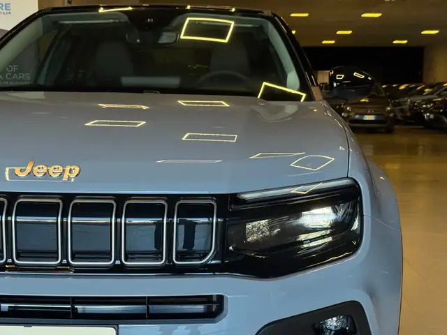 Jeep Avenger view 8