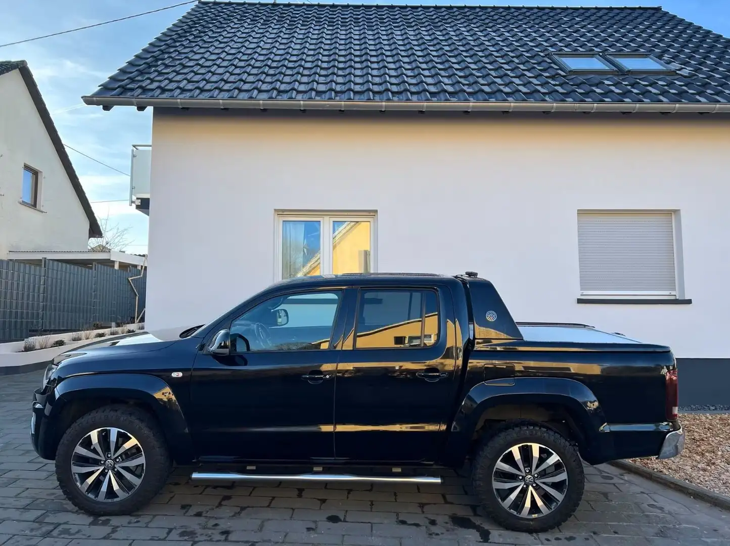 Volkswagen Amarok Amarok DoubleCab Aventura 3,0 TDI 4Motion Aut. Czarny - 2