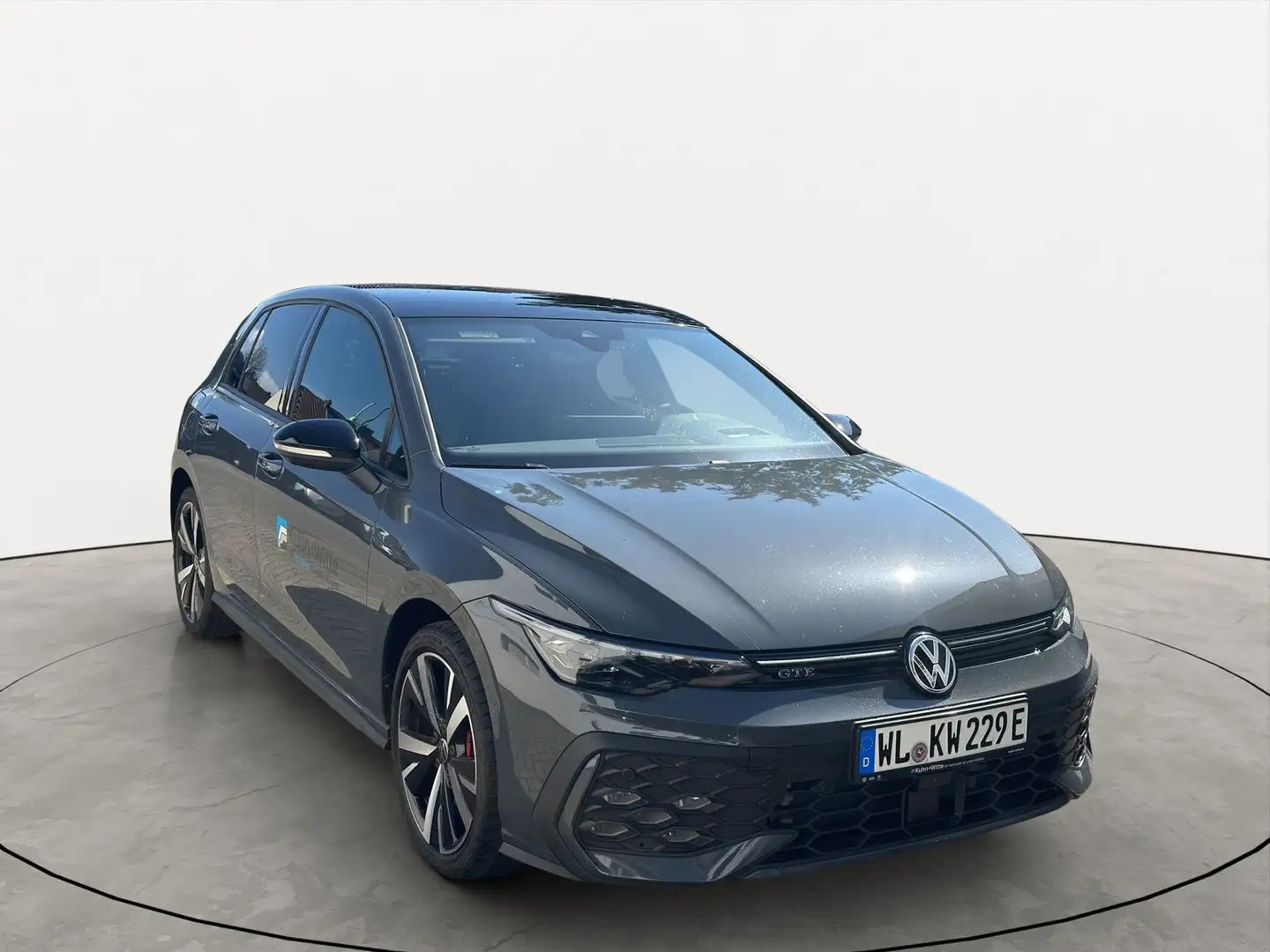 Volkswagen Golf GTE 1.5 TSIe GTE *HYBRID*Pano*Matrix*RFK*Navi* Grau - 2