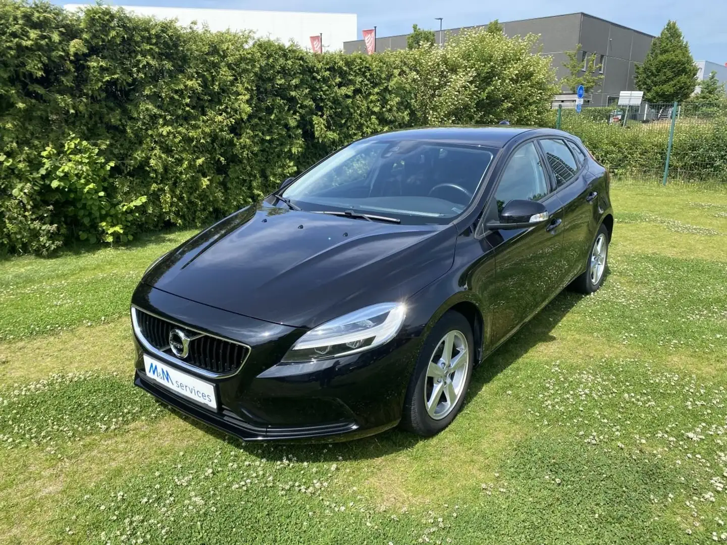 Volvo V40 2.0 D2 Zwart - 1