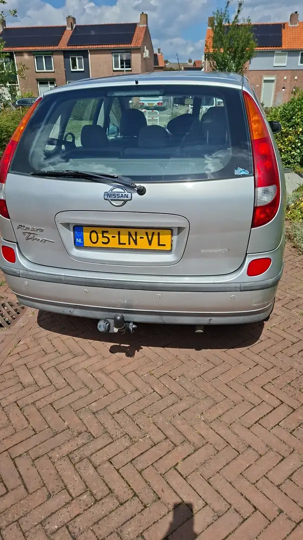 Nissan Almera Tino Almera Tino 1.8 Zilver - 2