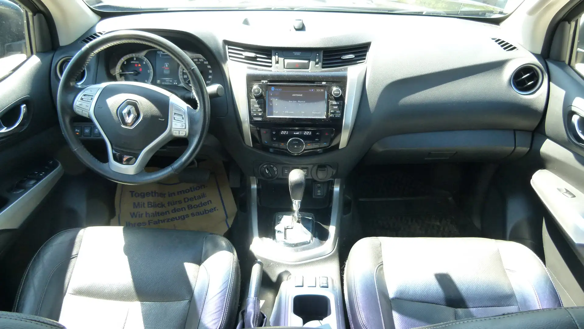 Renault Alaskan DK dCi 190 Aut. 4WD Intens *MwST*3500kg_AHK* Schwarz - 2