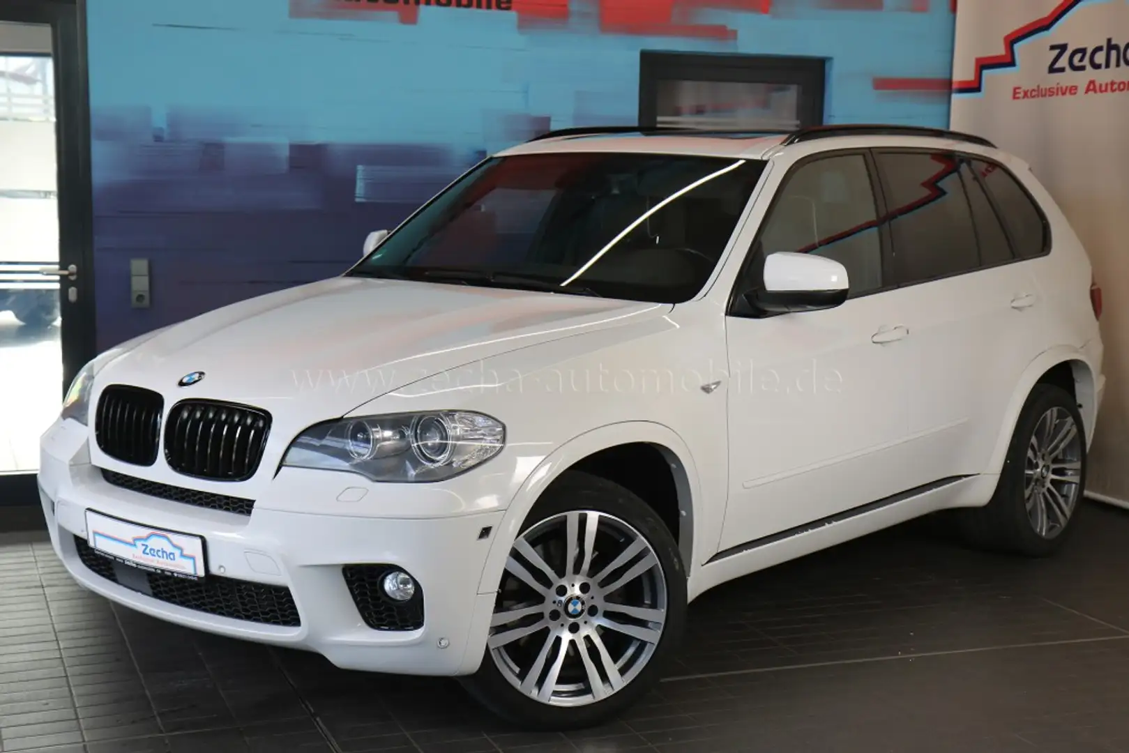 BMW X5 xDrive40d M-Sport Standhzg.ACC AHK HUD Voll Alb - 1