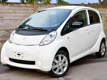 iOn 16.5 kWh *AC*Bluetooth*New*