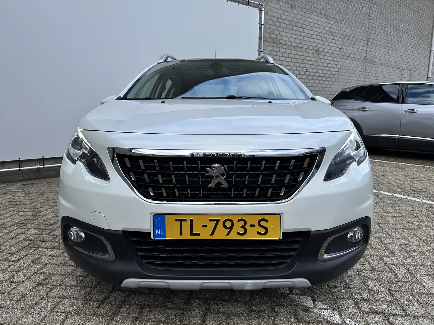 Peugeot 2008 1.2 PureTech Allure | Achterbank in delen neerklap Blanc - 2