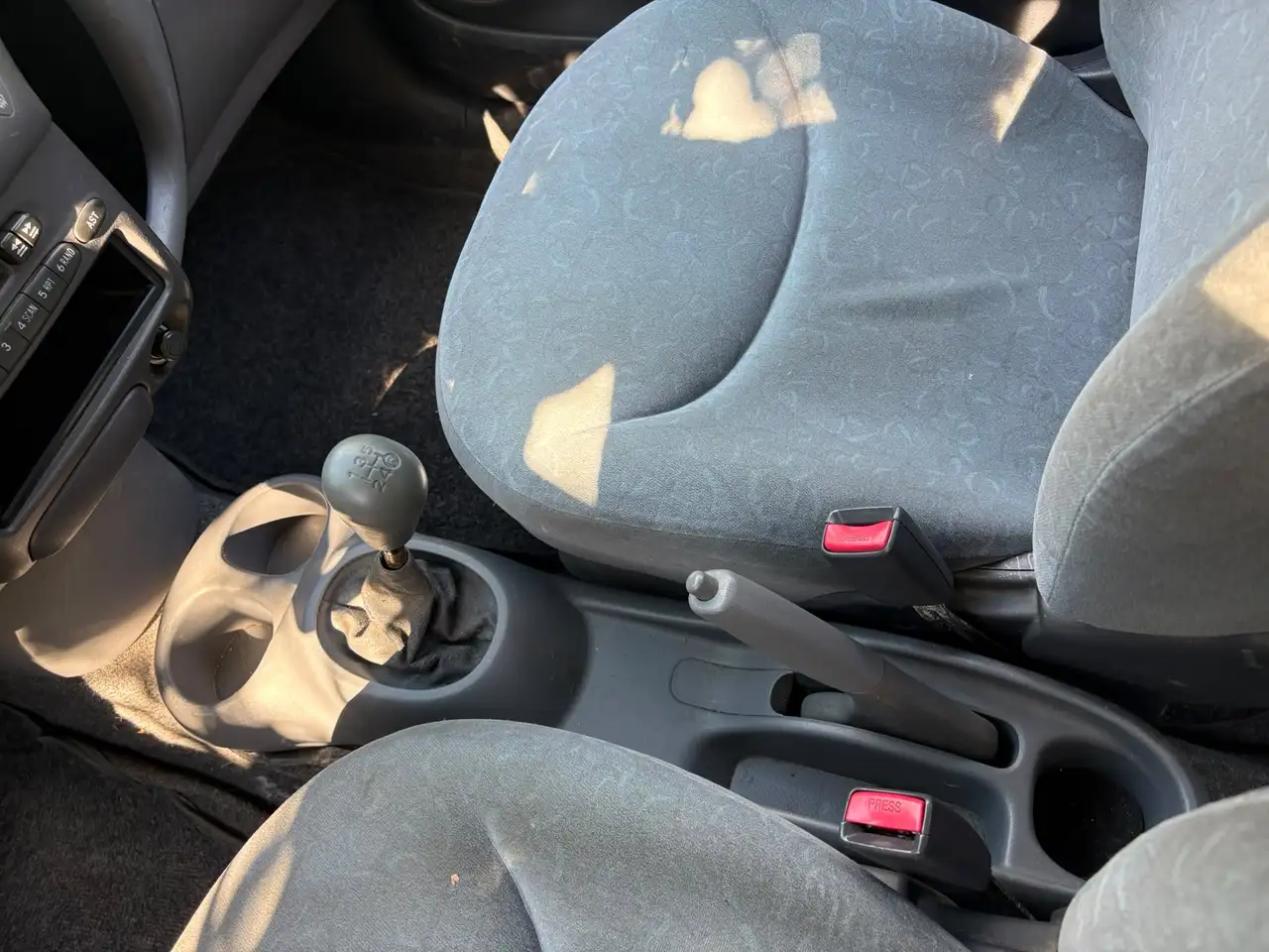 Toyota Yaris I 1999 3p 1.0, foto 12
