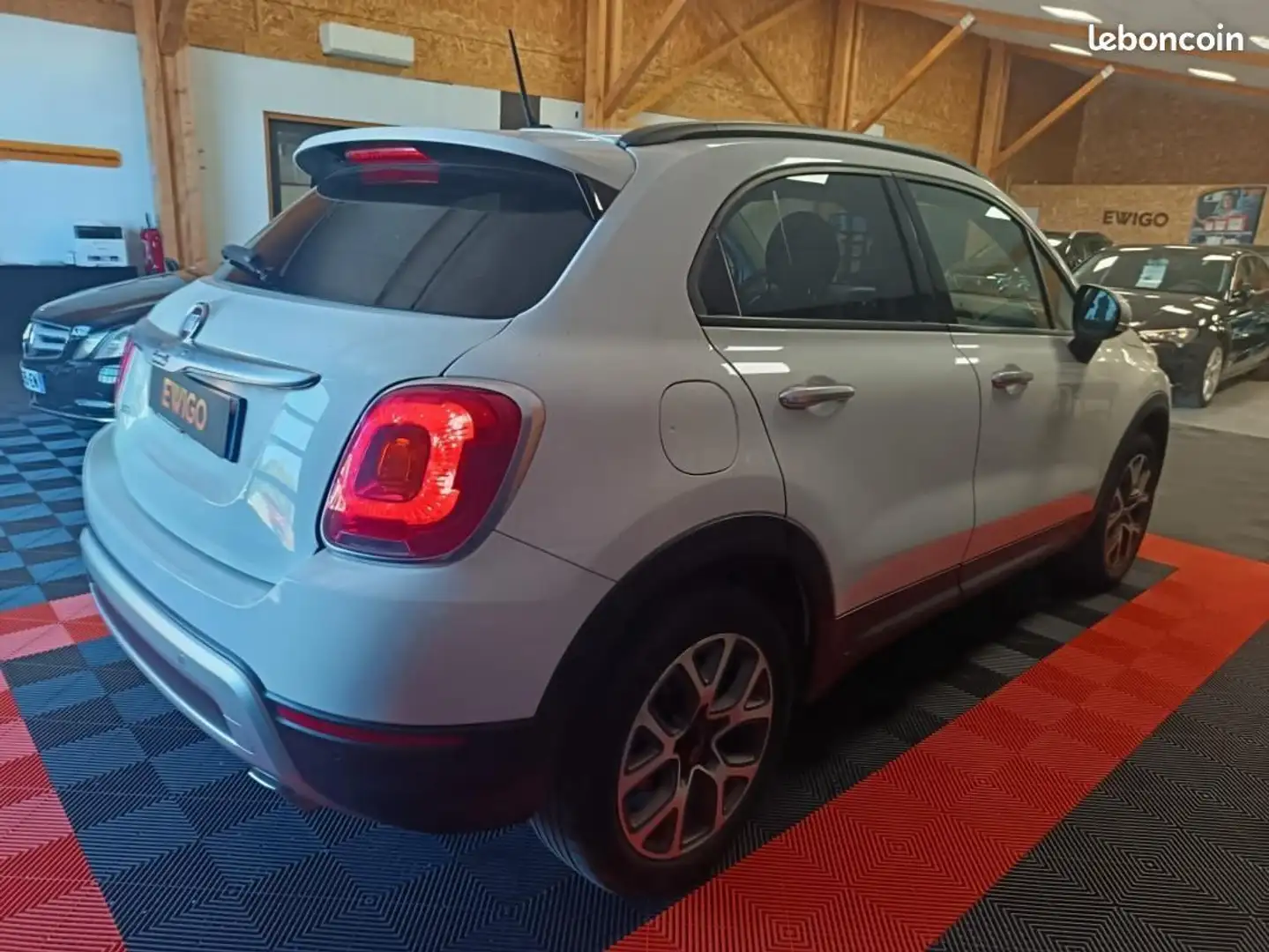 Fiat 500X 1.4 MULTIAIR T 140 CROSS 4X2 Blanc - 2