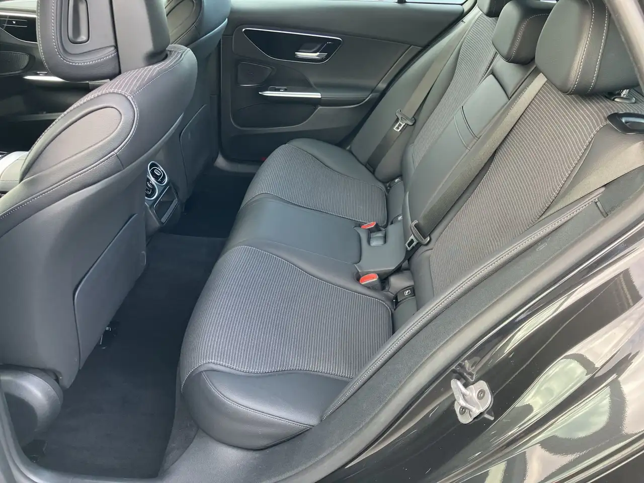 Mercedes-Benz C 200 d T-Modell PTS Cam Navi LED SHZ EASY-PACK 17