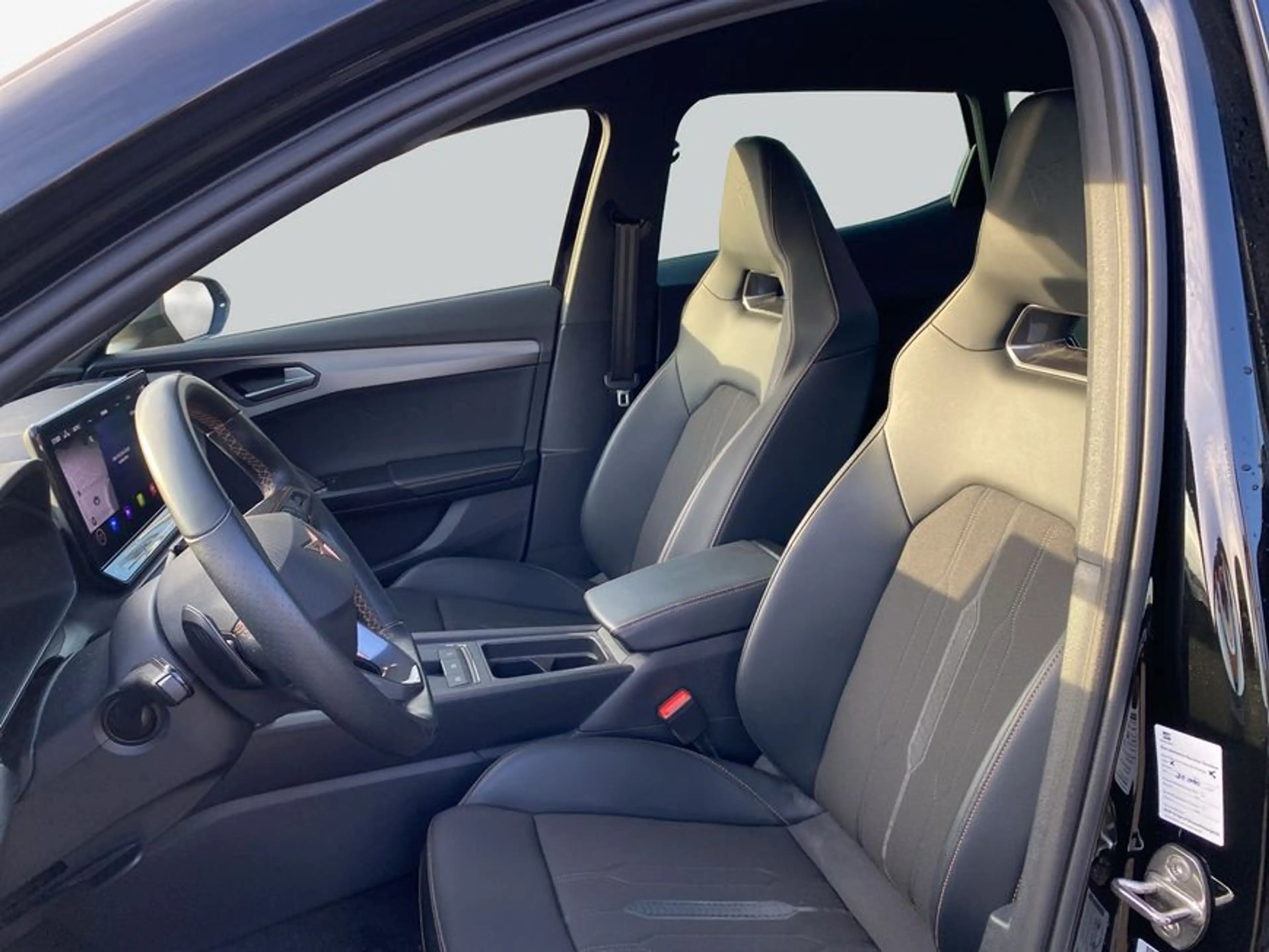 CUPRA Formentor VZ5 VZ5 2.5 TSI 4Drive DSG — photo 9
