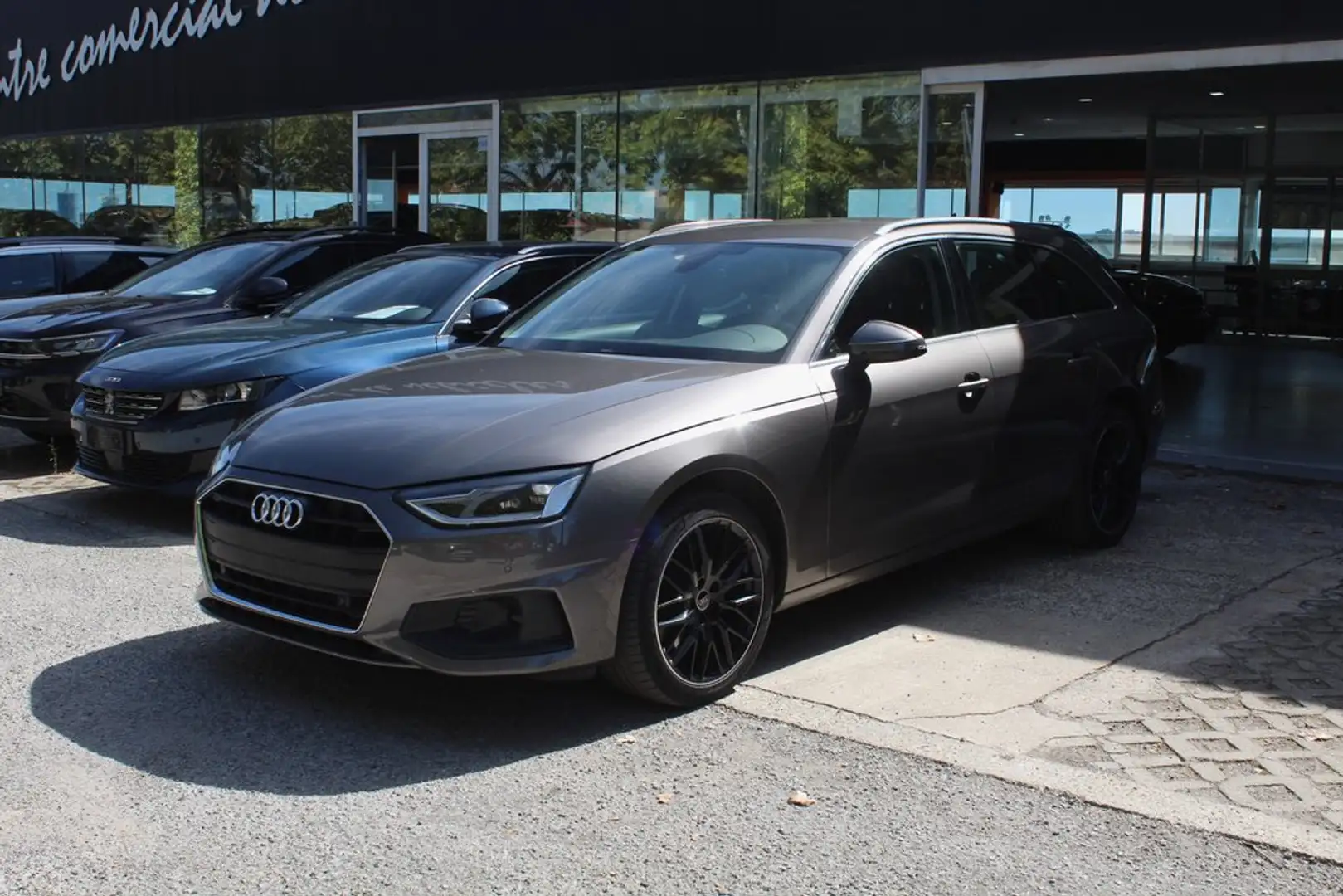 Audi A4 Avant Advanced 35 TDI 120kW S tronic - 2