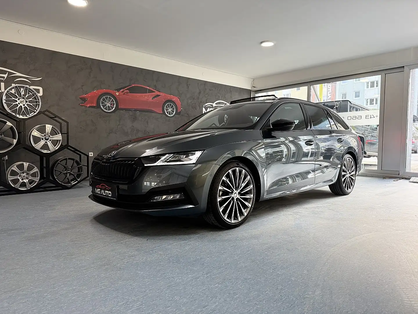 Skoda Octavia Kombi 2.0 TDI ALLRAD *DSG*PANO*AHK*CANTON*MATRI... Grau - 1