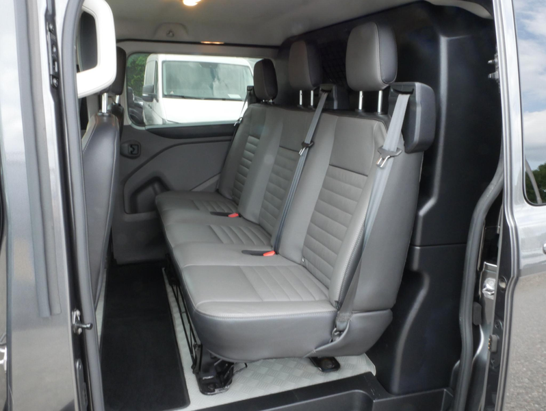 Ford Transit Custom 2.0 TDCI 170PK L2H1 Dubbel cabine Airco Limited 2 — photo 10