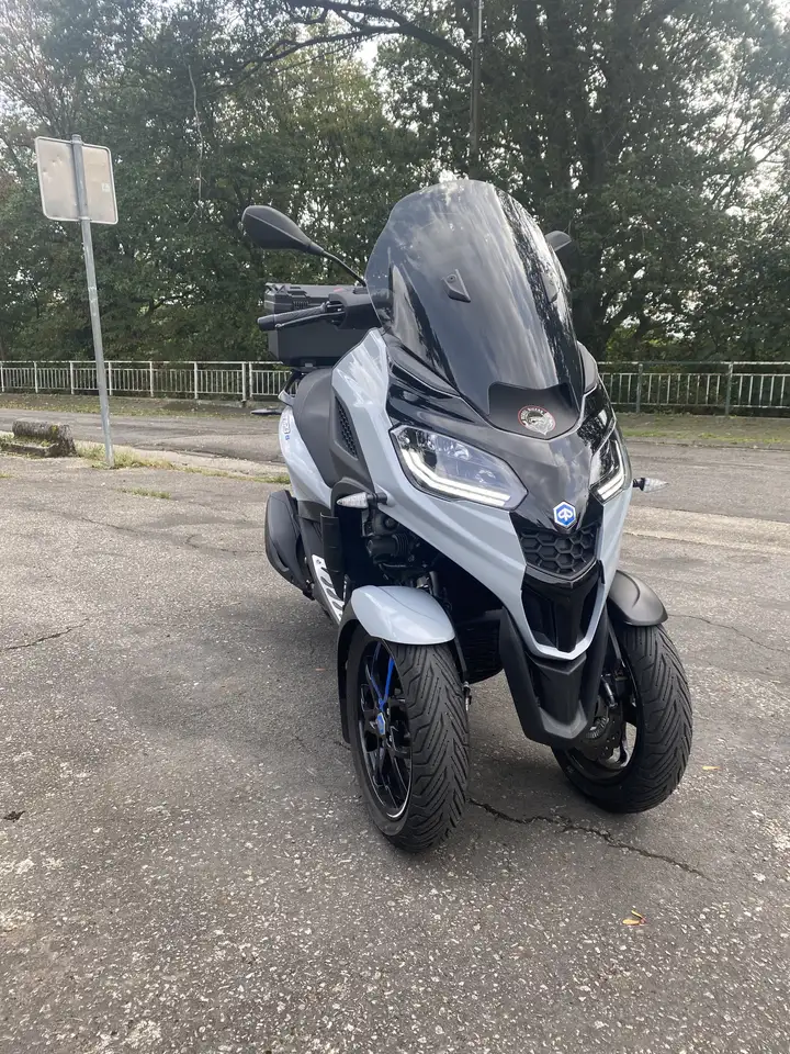 Piaggio MP3 310