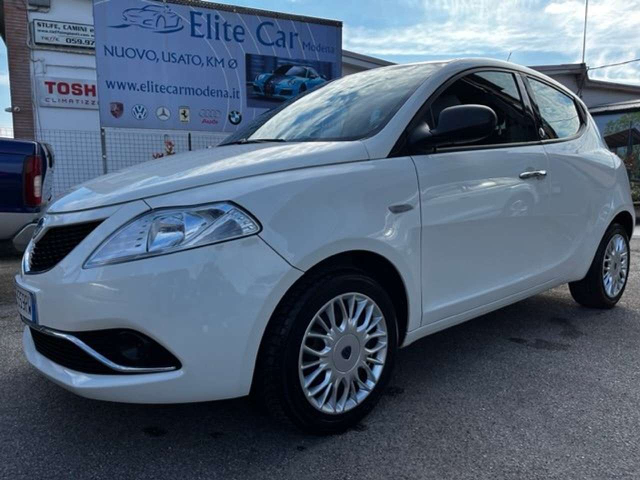 Lancia Ypsilon 1.2 8v Silver ecochic Gpl 69cv "TAGLIANDI LANCIA"
