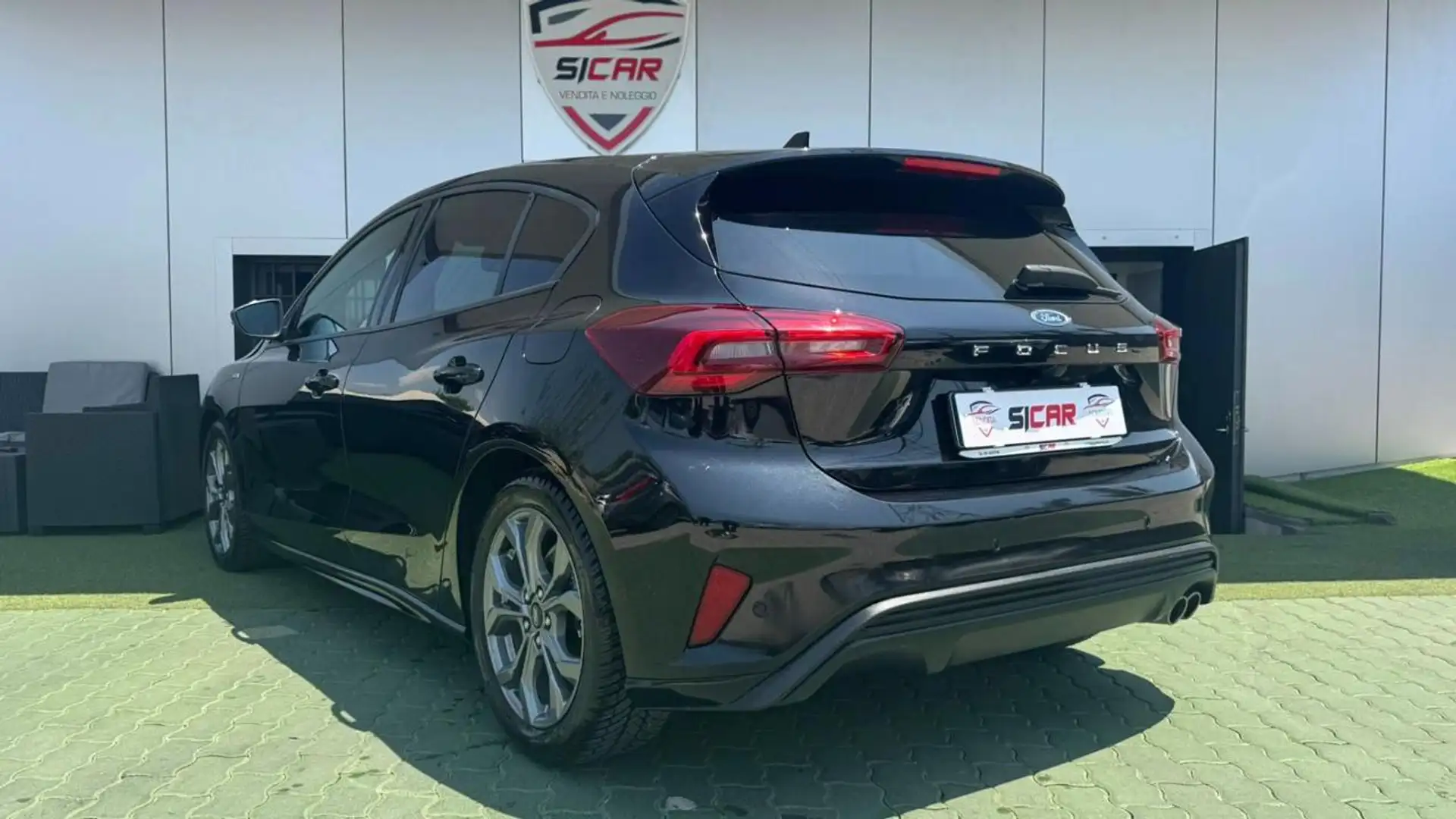 Ford Focus 1.5 EcoBlue 115 CV automatico 5p. ST-Line Nero - 2