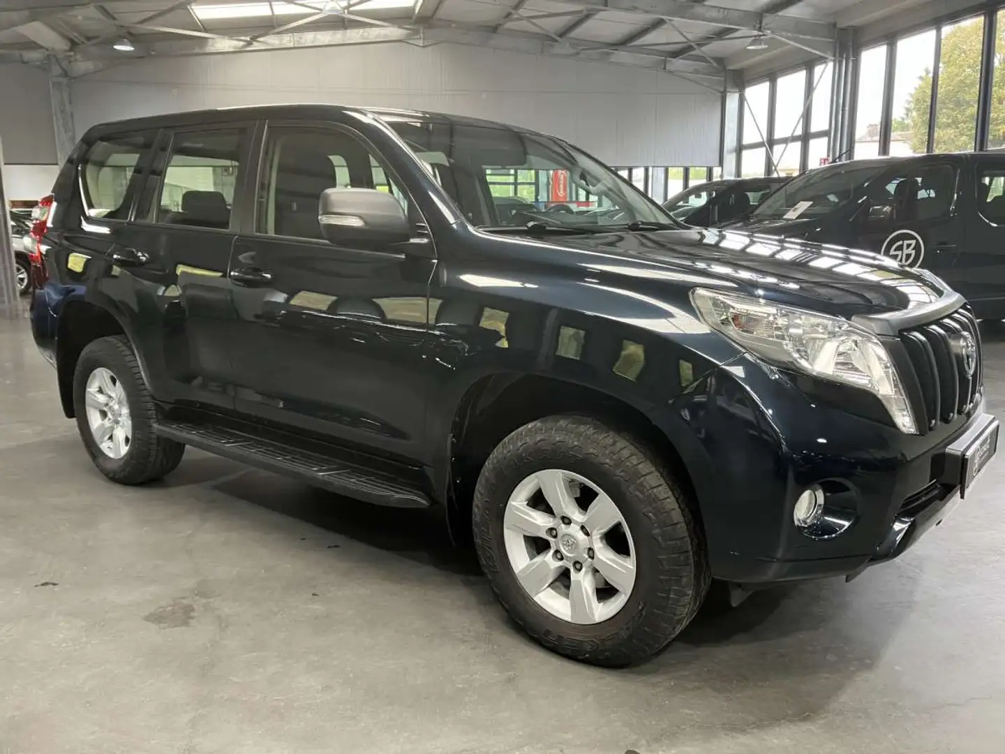 Toyota Land Cruiser 2.8 Diesel 4x4 Blauw - 1