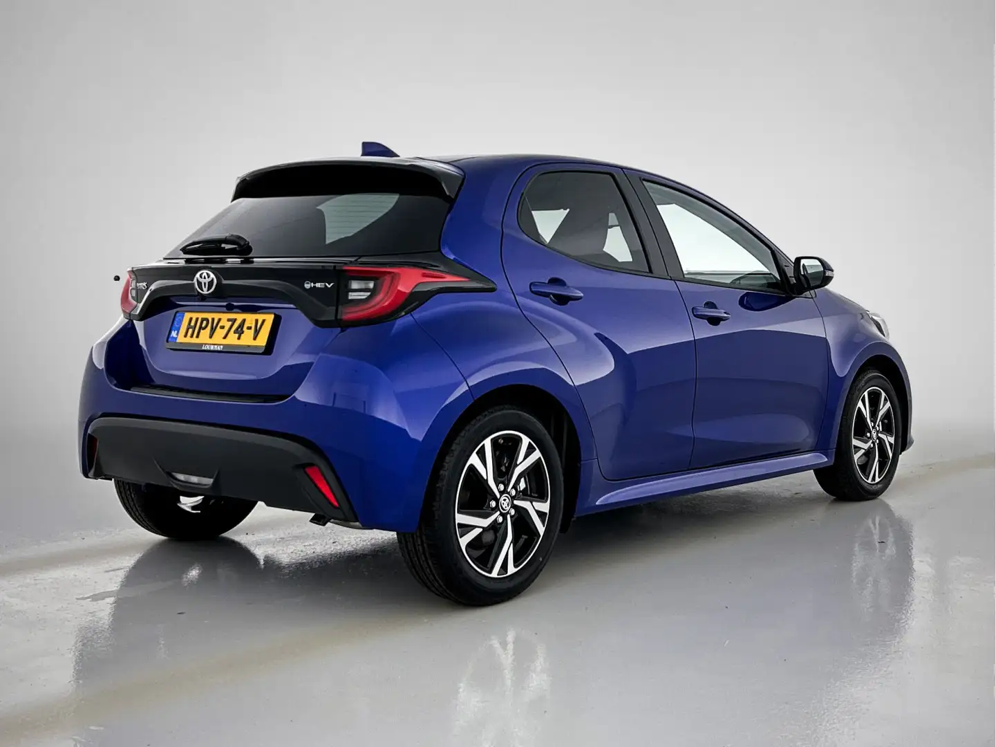 Toyota Yaris 1.5 Hybrid Dynamic Limited Bleu - 2
