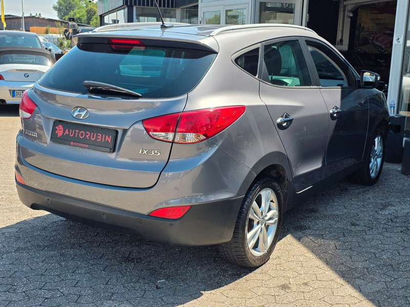 Hyundai iX35 5 Star Edition PDC/KAMERA/TEILLEDER/8 FACH — photo 8
