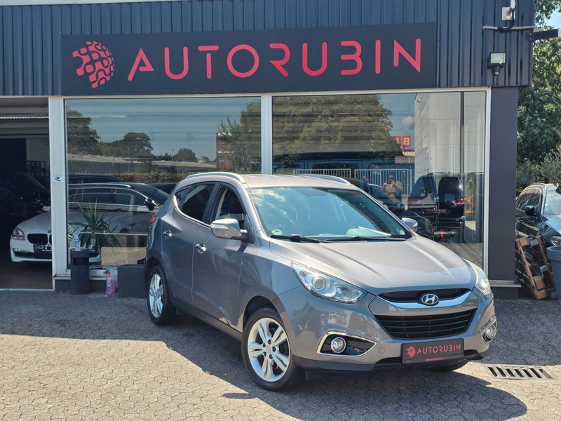 Hyundai iX35 5 Star Edition PDC/KAMERA/TEILLEDER/8 FACH — photo 2