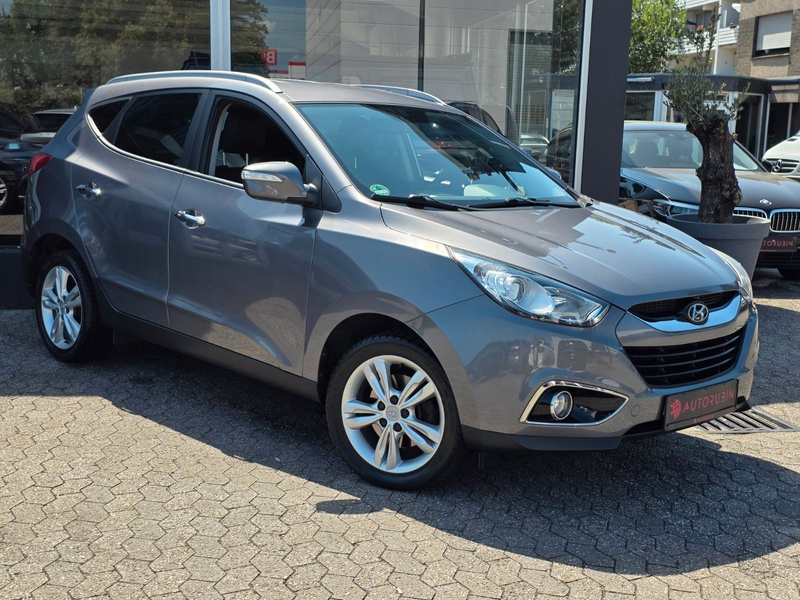 Hyundai iX35 5 Star Edition PDC/KAMERA/TEILLEDER/8 FACH — photo 6