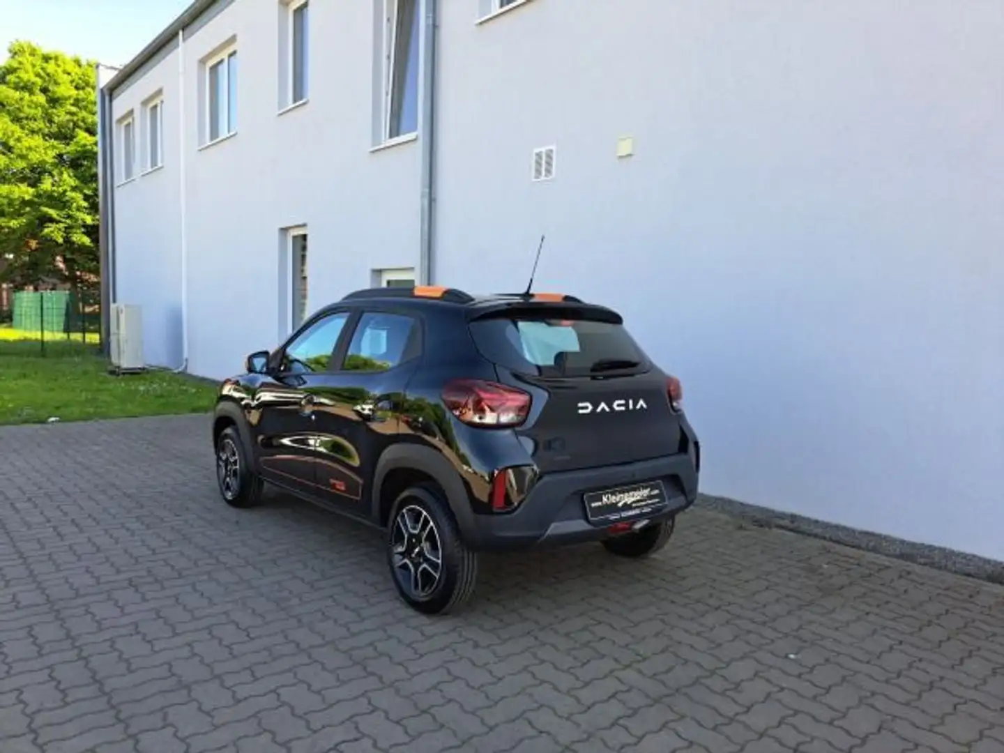 Dacia Spring Electric 45 Essential*Navi*RFK*Look-Paket Schwarz - 2