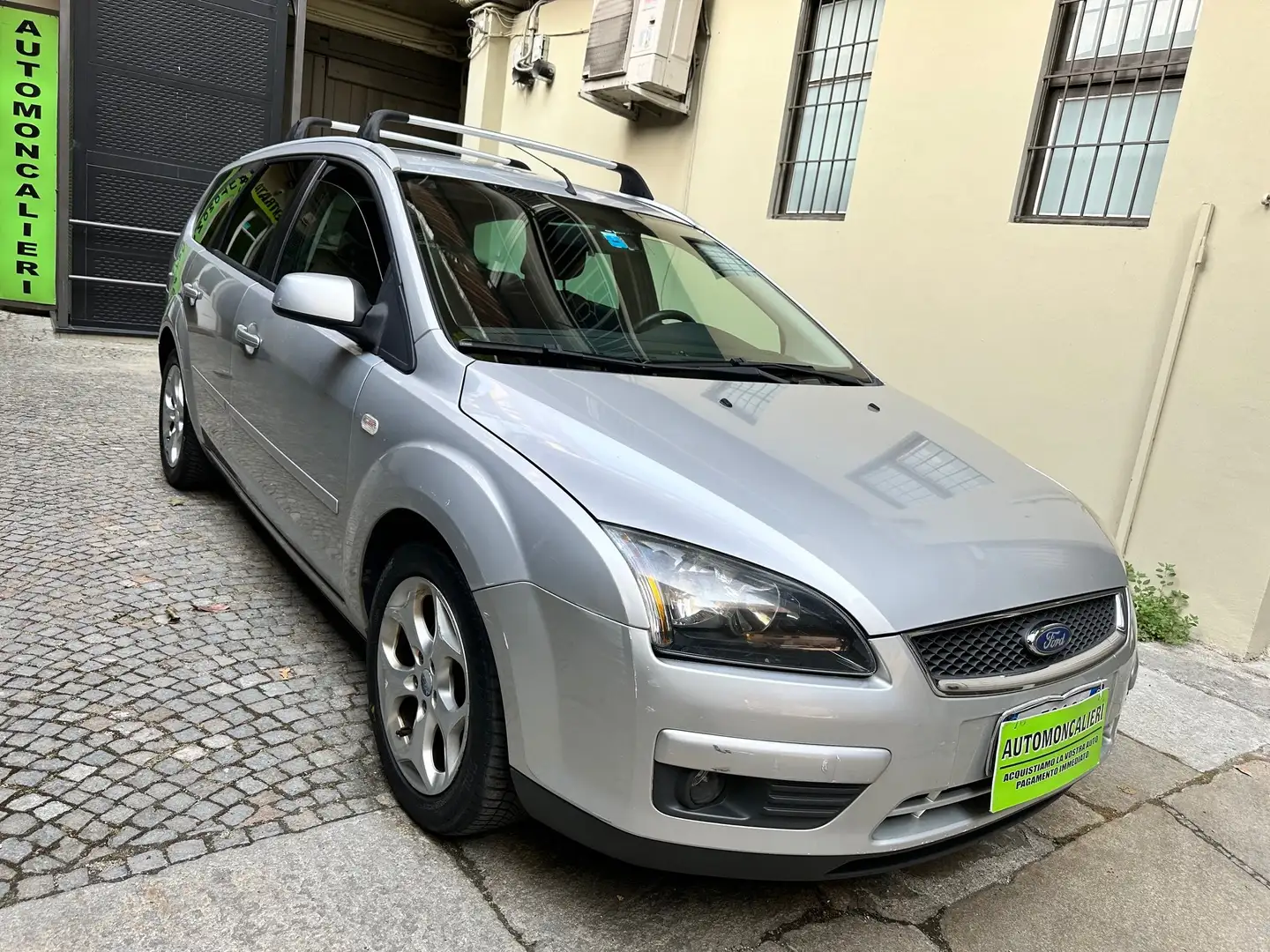 Ford Focus 1.6 tdci S.W. * SONY - UNIPROPRIETARIO Grigio - 1