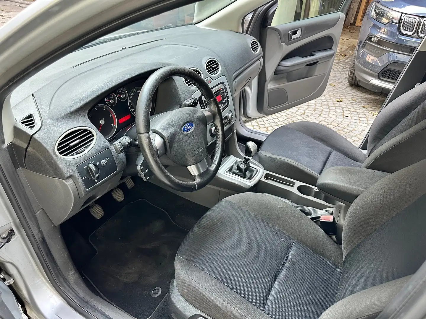 Ford Focus 1.6 tdci S.W. * SONY - UNIPROPRIETARIO Grigio - 2