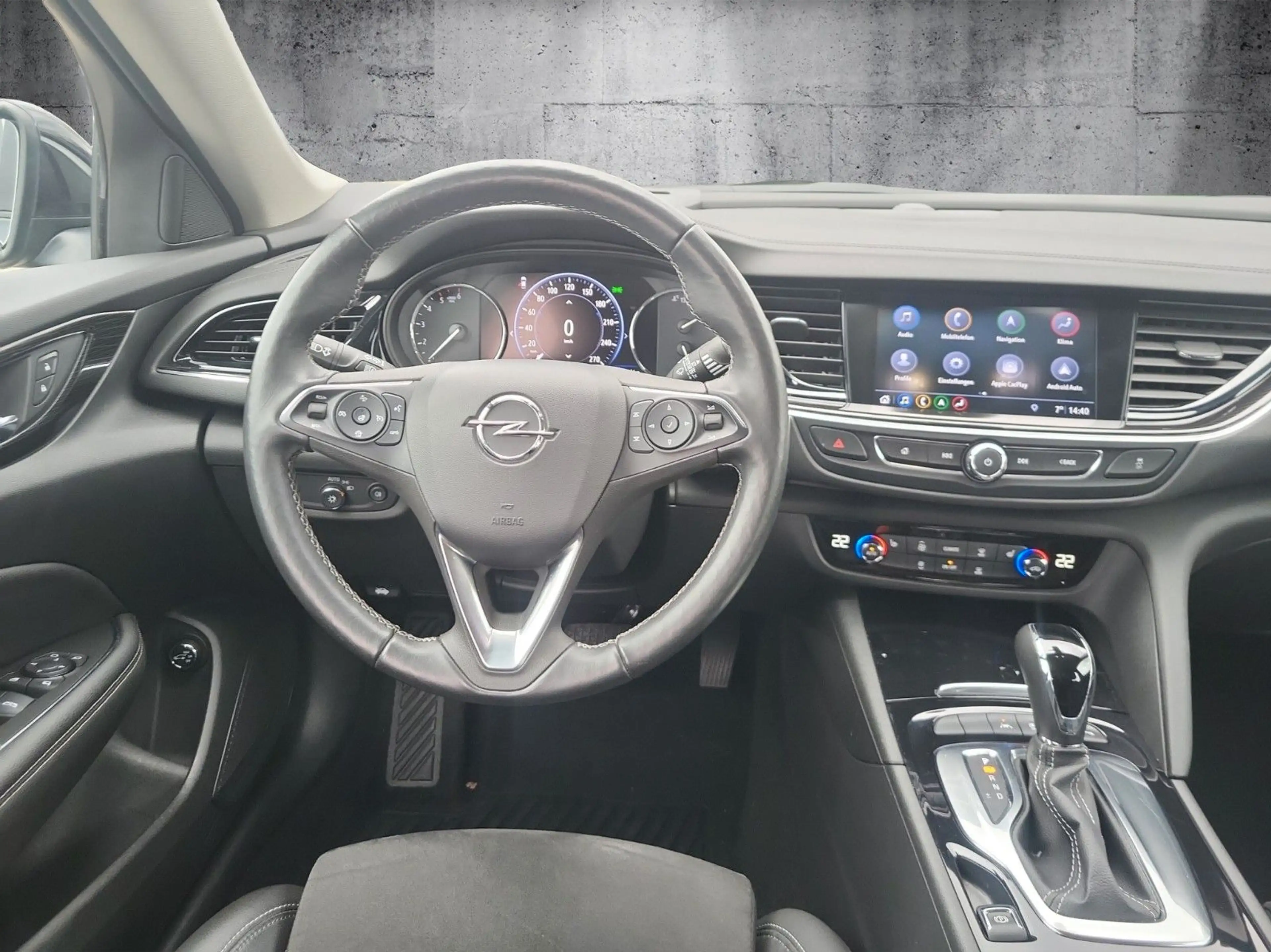 Opel Insignia B ST Premium "Innovation" 1-Hand/20Zoll — photo 12