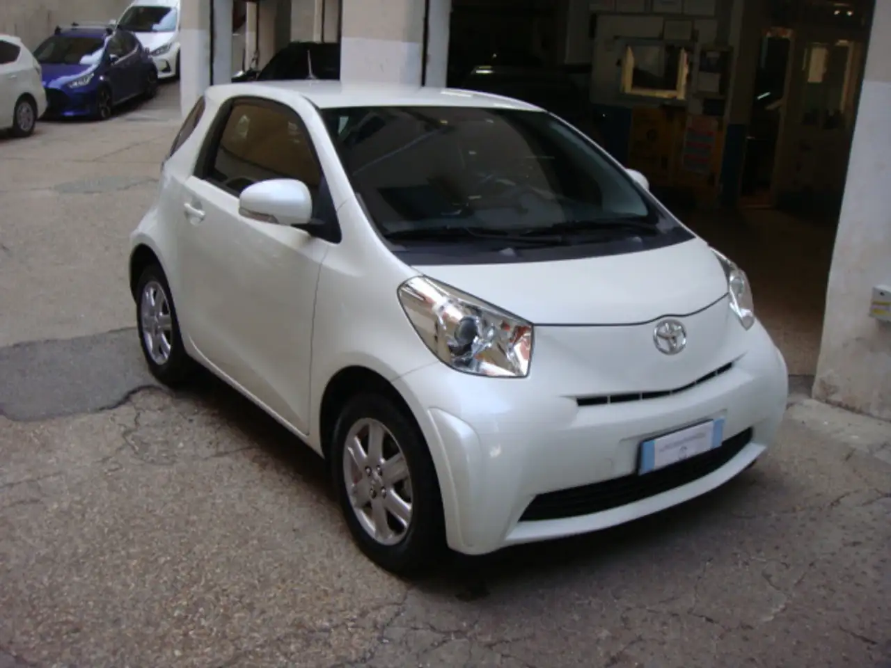 Toyota iQ