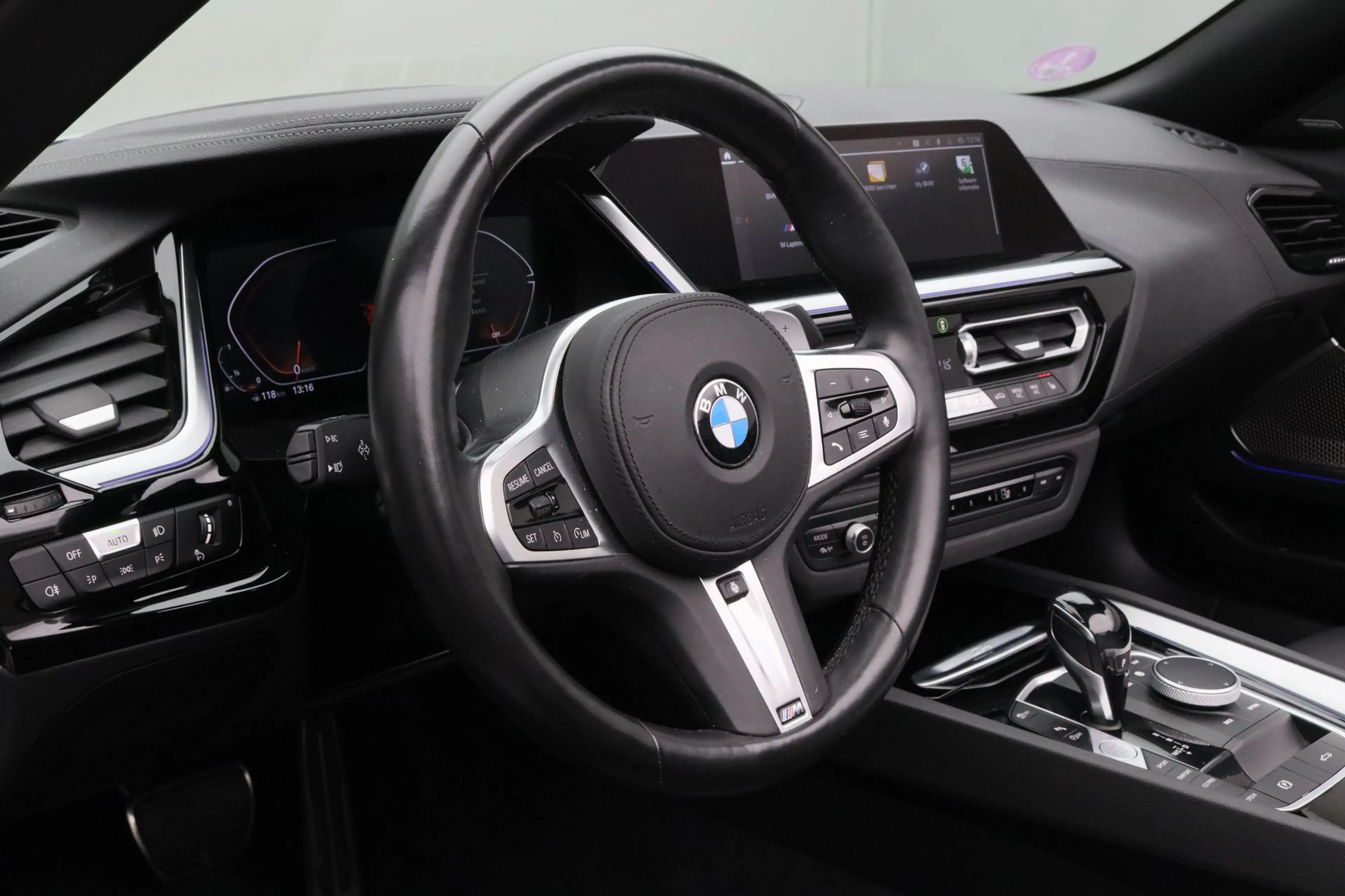 BMW Z4 Roadster sDrive20i High Executive M Sport Plus Pac — photo 15