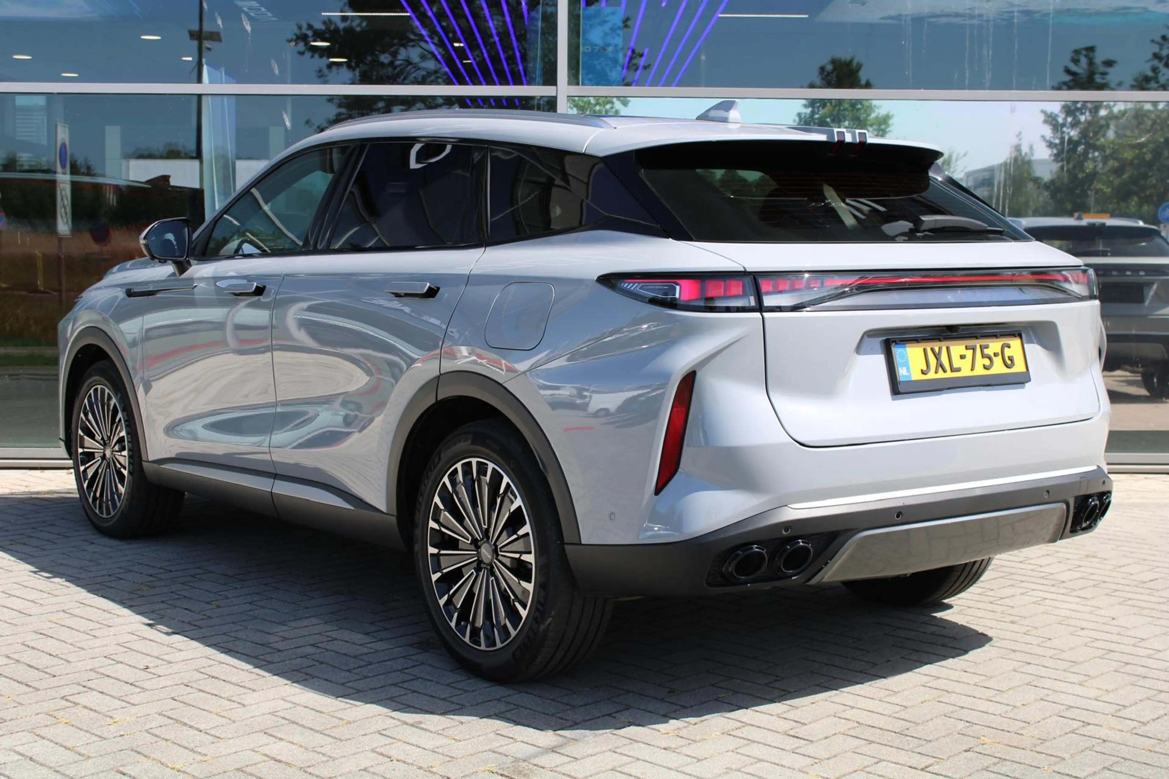 Omoda 9 SHS-P Premium | PHEV l — photo 7