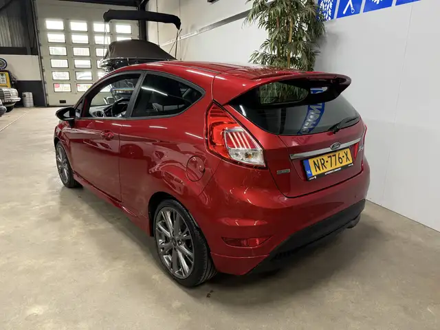 Ford Fiesta view 6