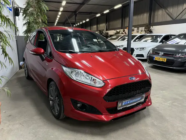 Ford Fiesta view 3