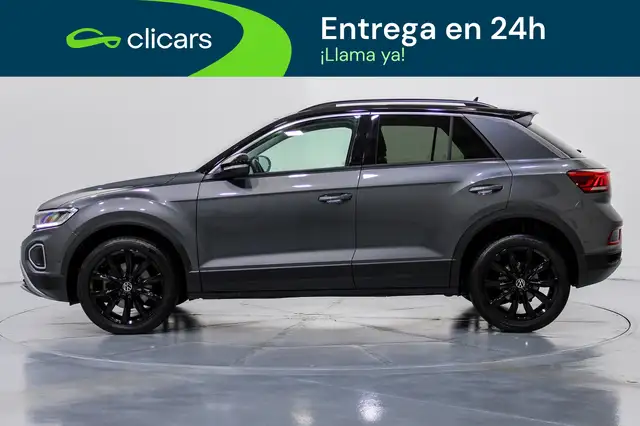 Volkswagen T-Roc view 8