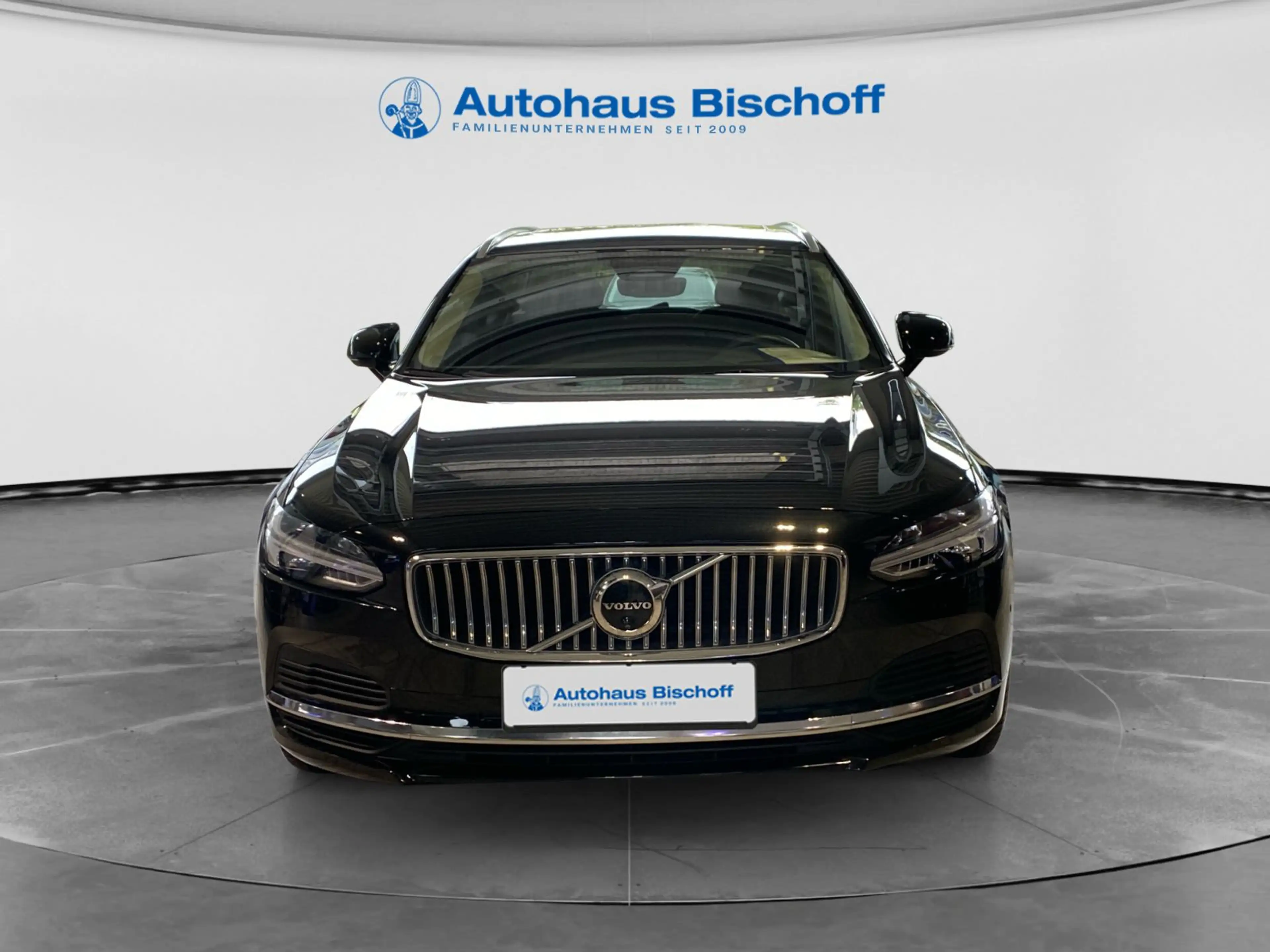 Volvo V90 T8 TwinEngine AWD Ultimate Bright Plug-In AH — photo 2