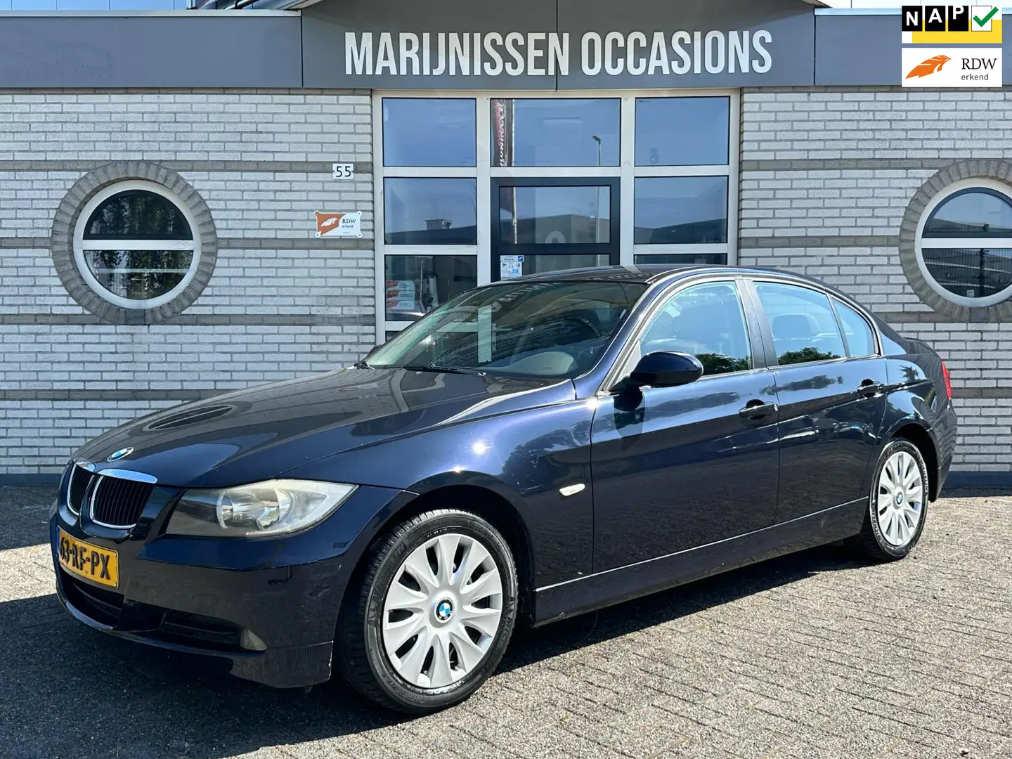 BMW 320 3-serie 320i Dynamic Executive |AIRCO,CRUISE,ELEK Bleu - 1