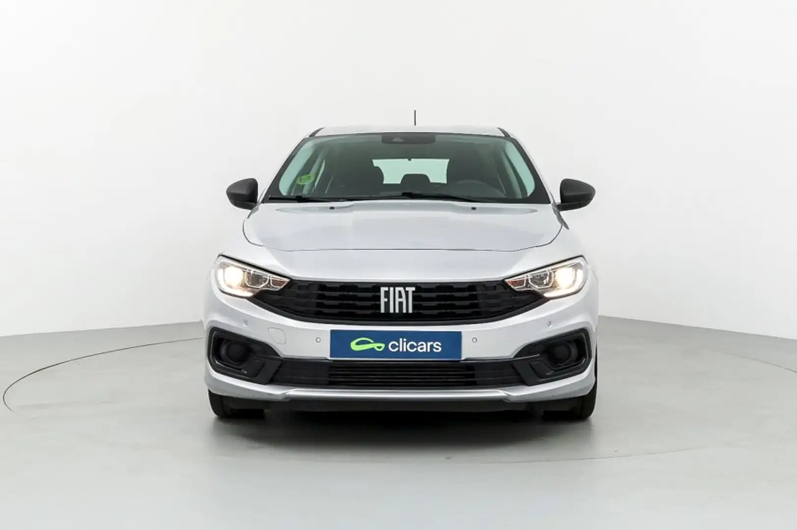 Fiat Tipo 1.3 Multijet City Life 70KW Plateado - 2