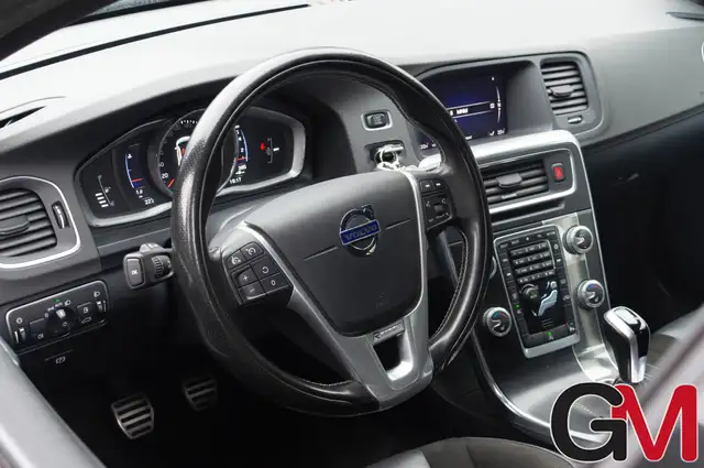 Volvo V60 view 11