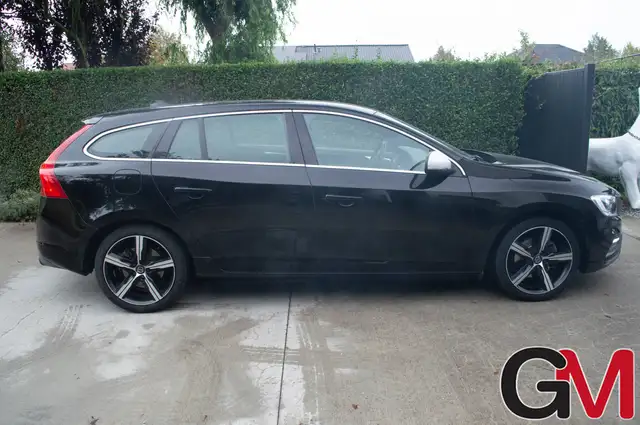 Volvo V60 view 4