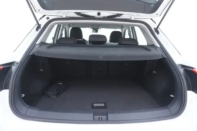 Volkswagen T-Roc view 14