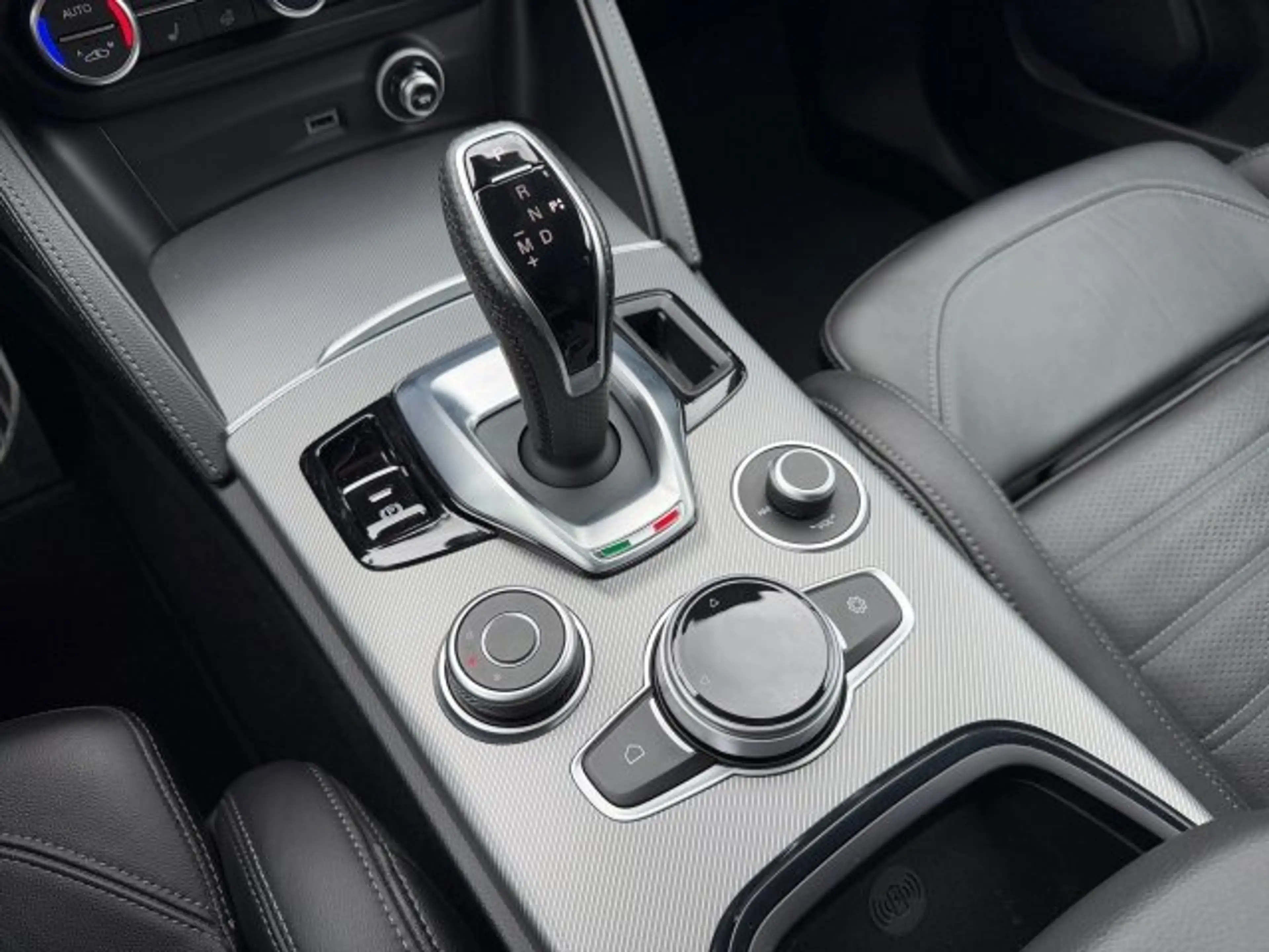 Alfa Romeo Stelvio 630 2.2 DS — photo 7
