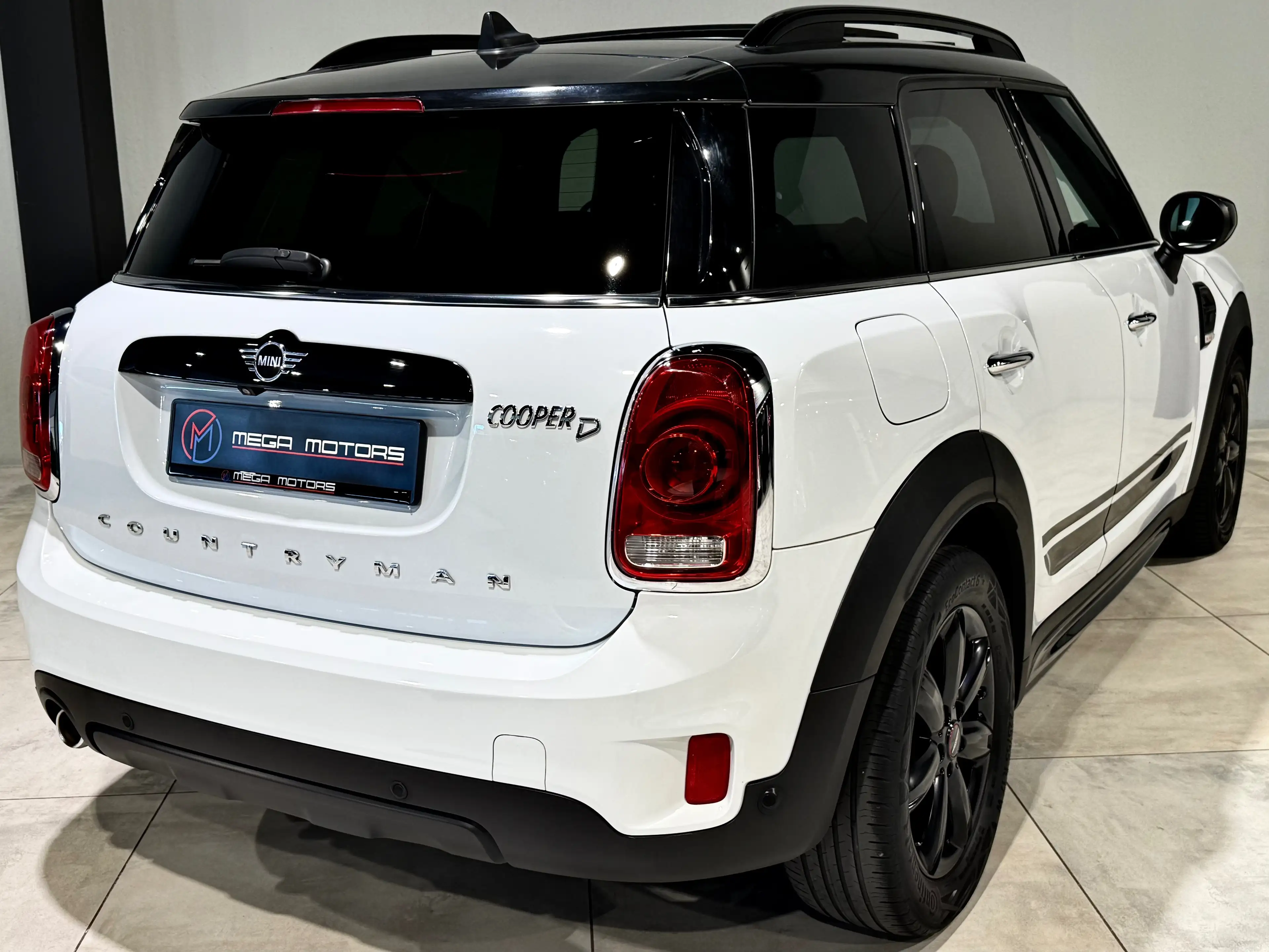 MINI Cooper D Countryman 2.0dA 136CV 06/2020 BAUTO H&K CAMERA T.PANO NAVi JA17" + — photo 4
