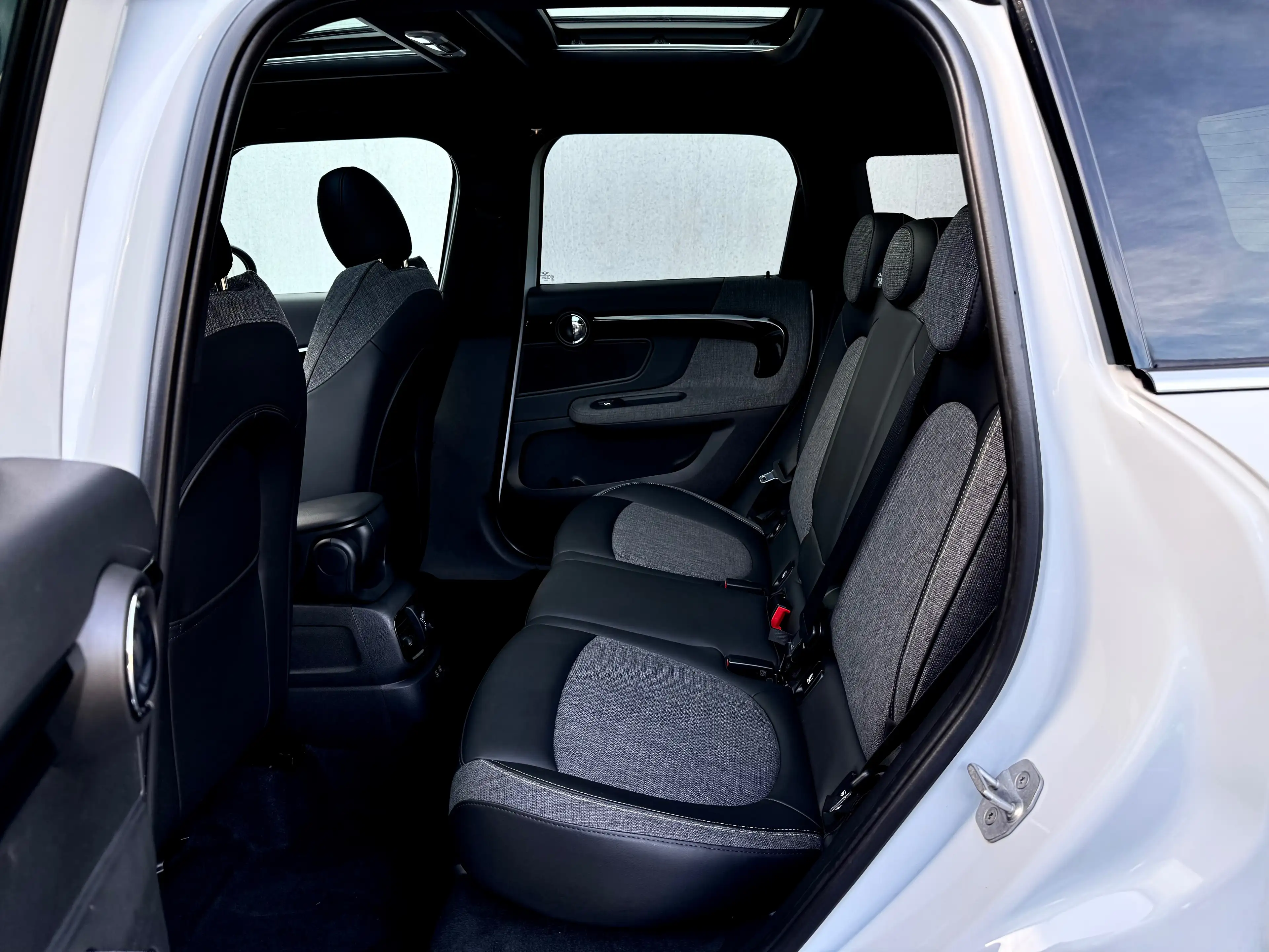 MINI Cooper D Countryman 2.0dA 136CV 06/2020 BAUTO H&K CAMERA T.PANO NAVi JA17" + — photo 15