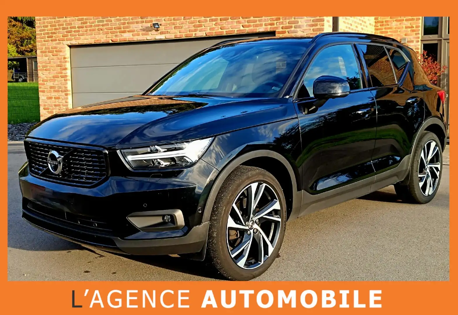 Volvo XC40 *!BOOKED!*  2.0 D4 AWD R-Design- PANO -WINTER PACK Noir - 1