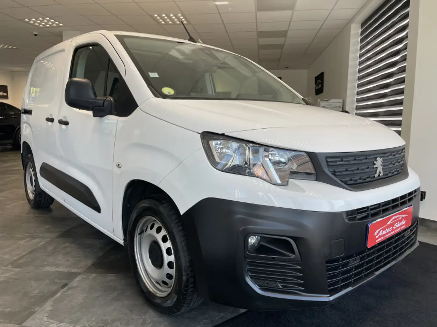 Peugeot Partner STANDARD 1000KG BLUEHDI 100CH S\u0026S ASPHALT Blanc - 2
